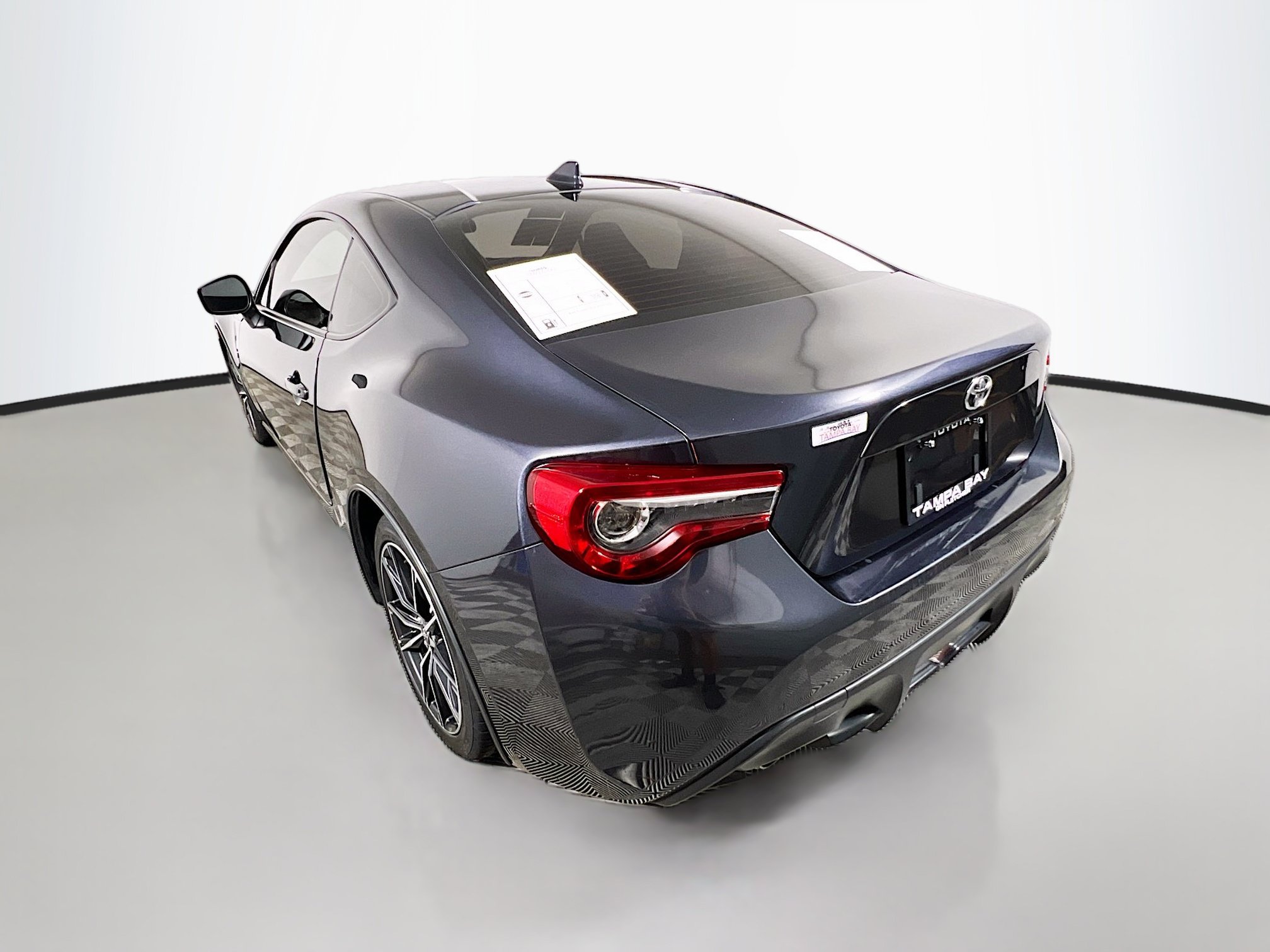 Used 2017 Toyota 86 RWD image 8