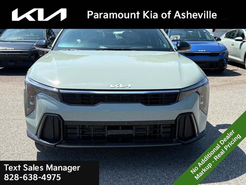 New 2026 Kia K4 GT-Line w/ GT-Line Premium Package FWD image 2