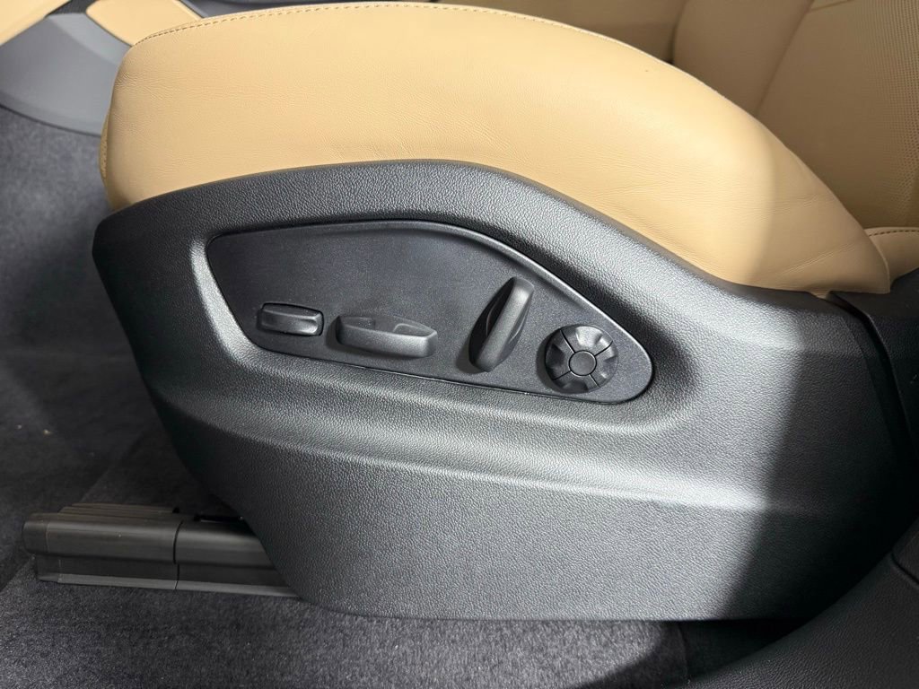 New 2026 Porsche Cayenne Coupe image 28