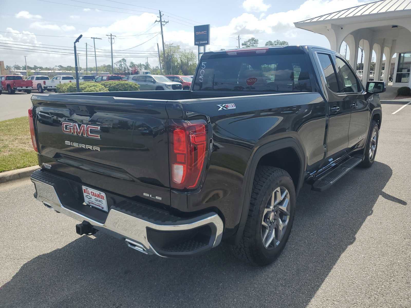 New 2026 GMC Sierra 1500 SLE w/ X31 Off-Road Package image 6
