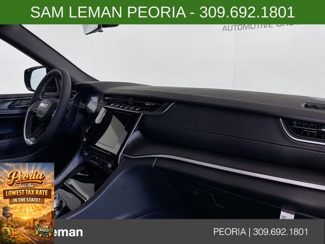 New 2025 Jeep Grand Cherokee L Altitude image 30