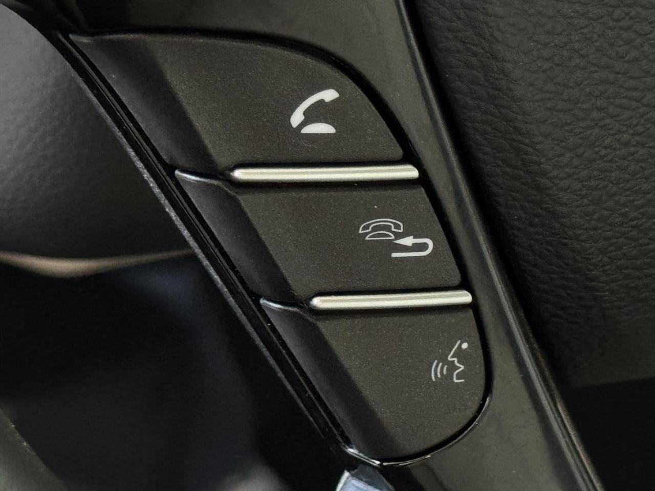 Used 2016 Honda Accord Touring image 13