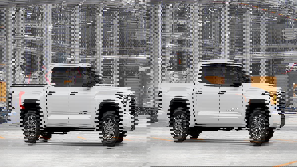 New 2026 Toyota Tundra SR5 image 13