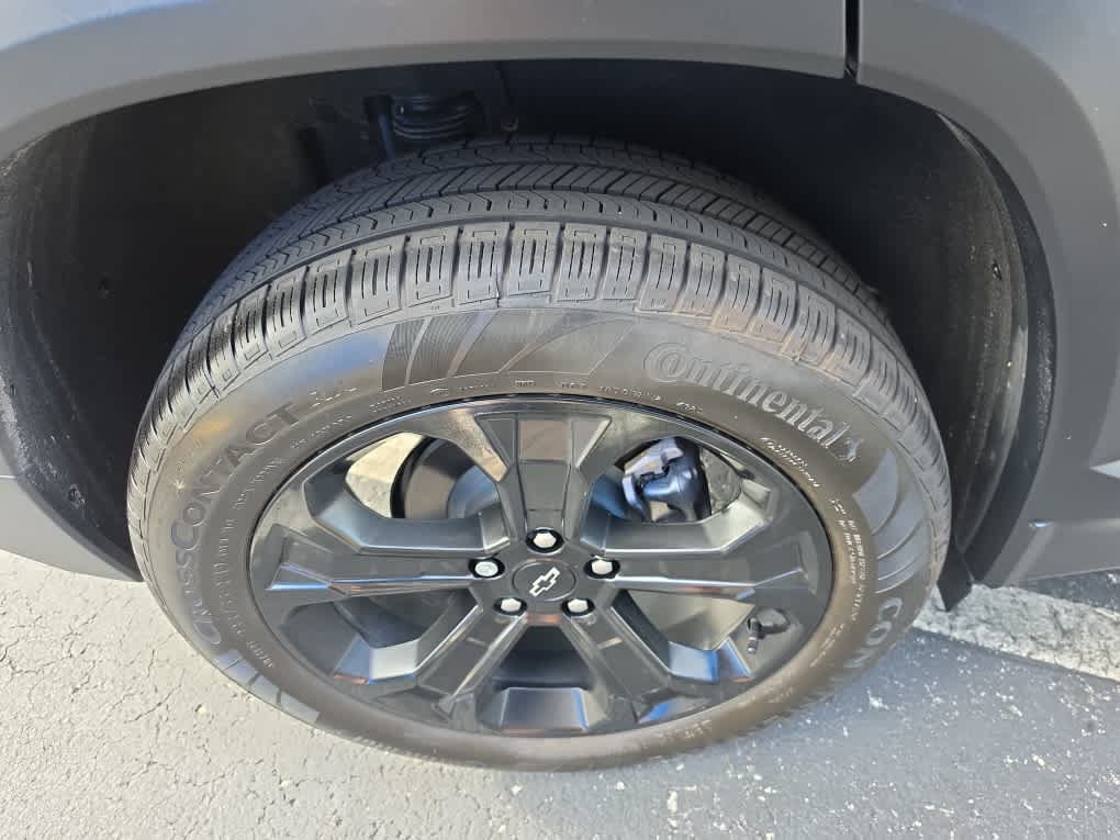 Used 2026 Chevrolet Equinox LT w/ Convenience Package II FWD image 19