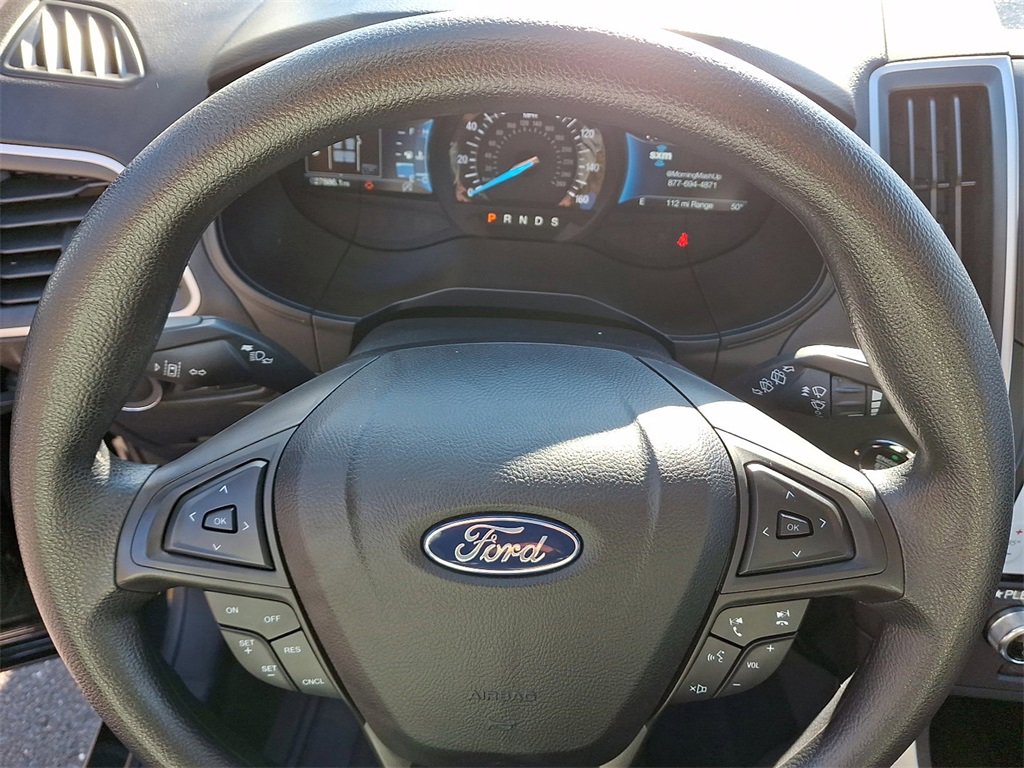 Certified 2022 Ford Edge SE w/ Black Appearance Package image 19