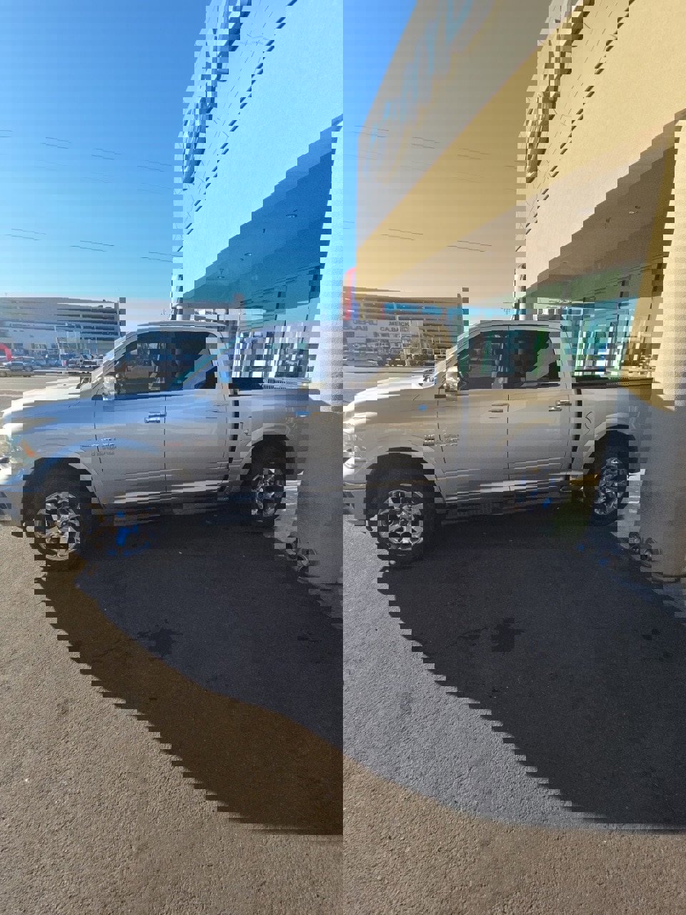 Used 2014 RAM 1500 Laramie w/ Convenience Group image 5