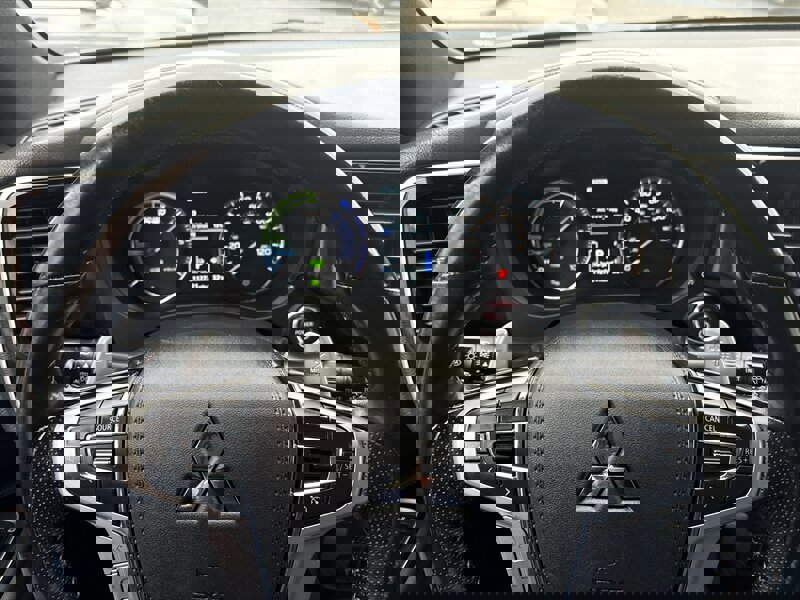 Used 2022 Mitsubishi Outlander SEL image 38