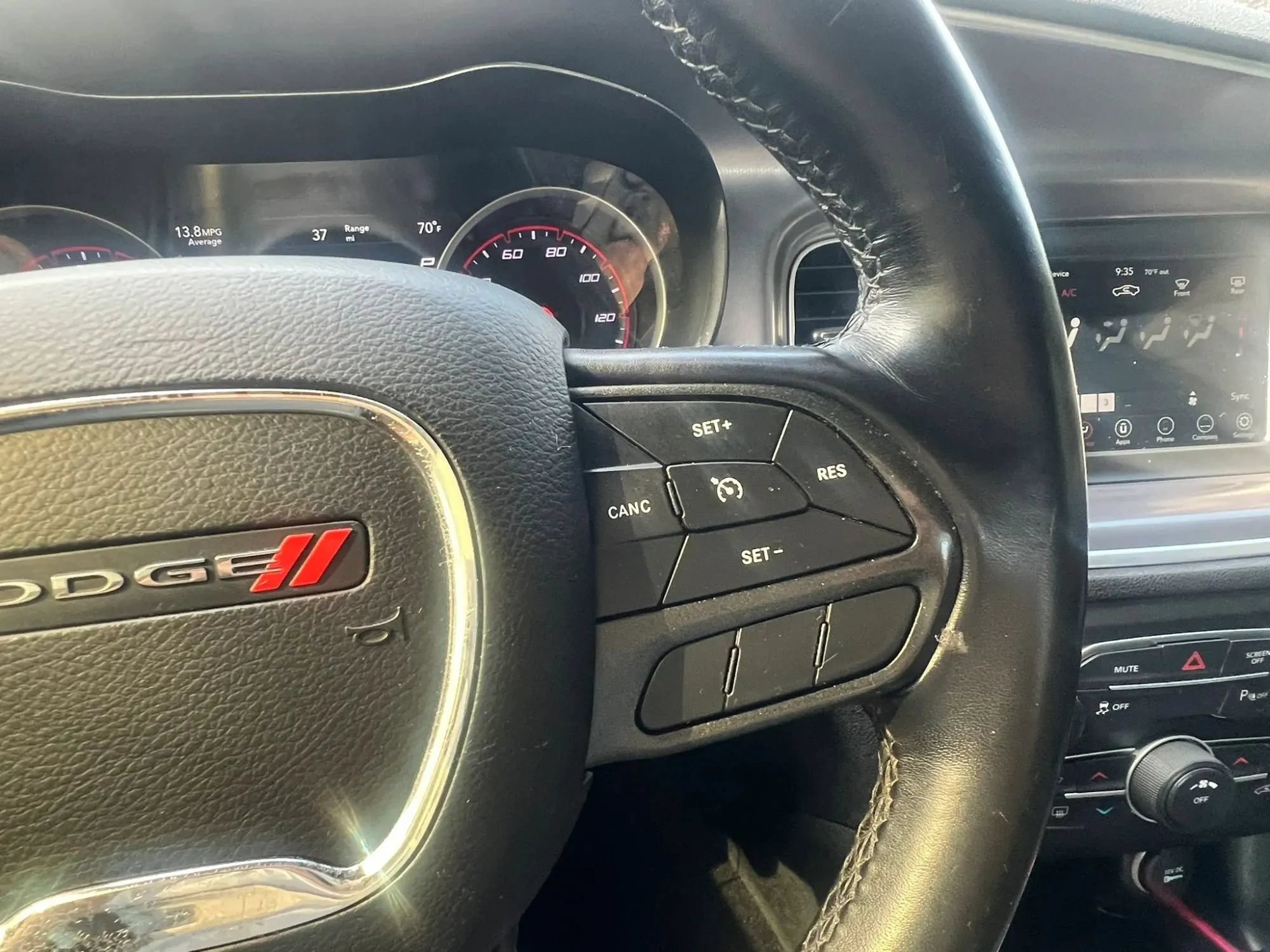 Used 2022 Dodge Charger SXT RWD image 20