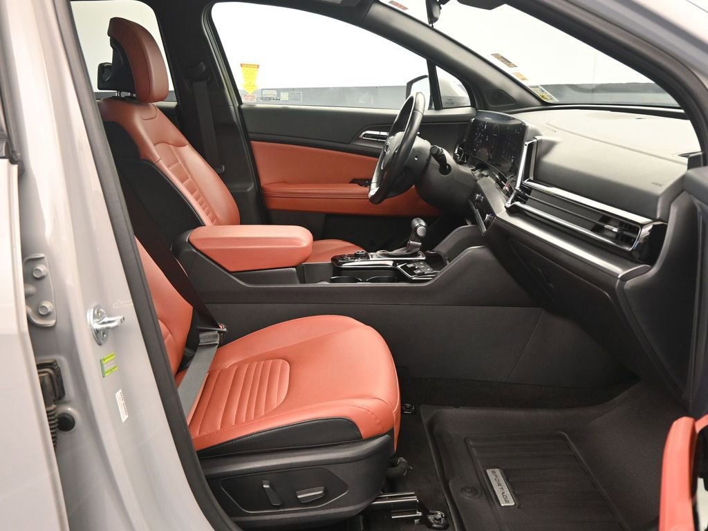 Used 2023 Kia Sportage SX image 13
