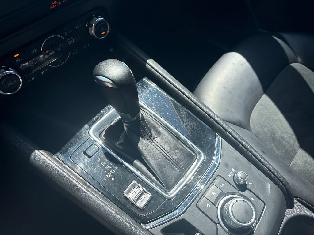 Used 2018 MAZDA CX-5 Touring image 18