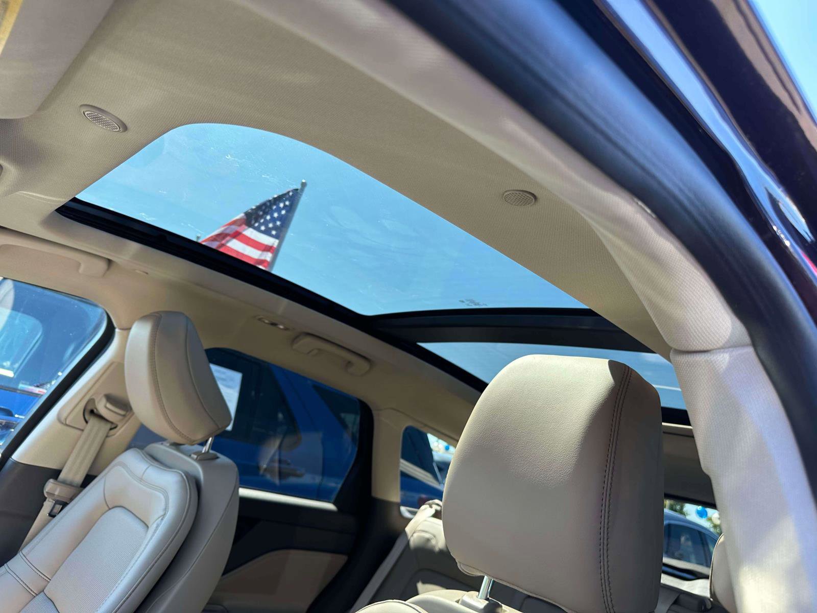 Used 2023 Lincoln Corsair Reserve w/ Equipment Group 201A image 19