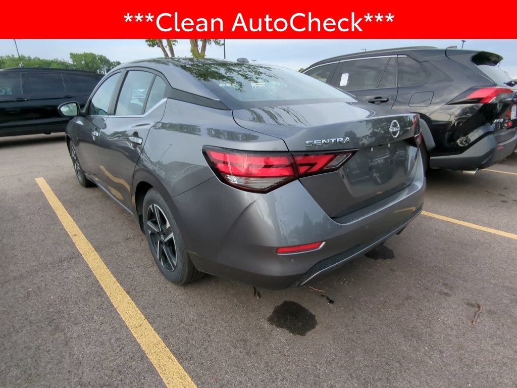 Used 2025 Nissan Sentra SV FWD image 4