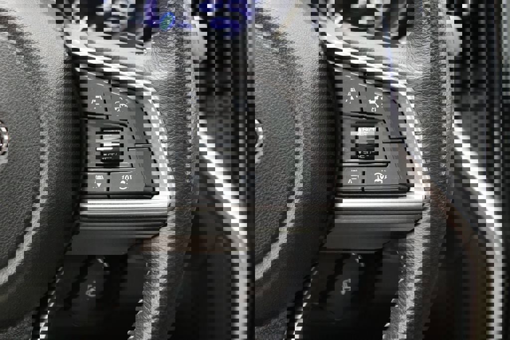 Used 2022 Subaru Ascent Limited w/ Technology Package image 22