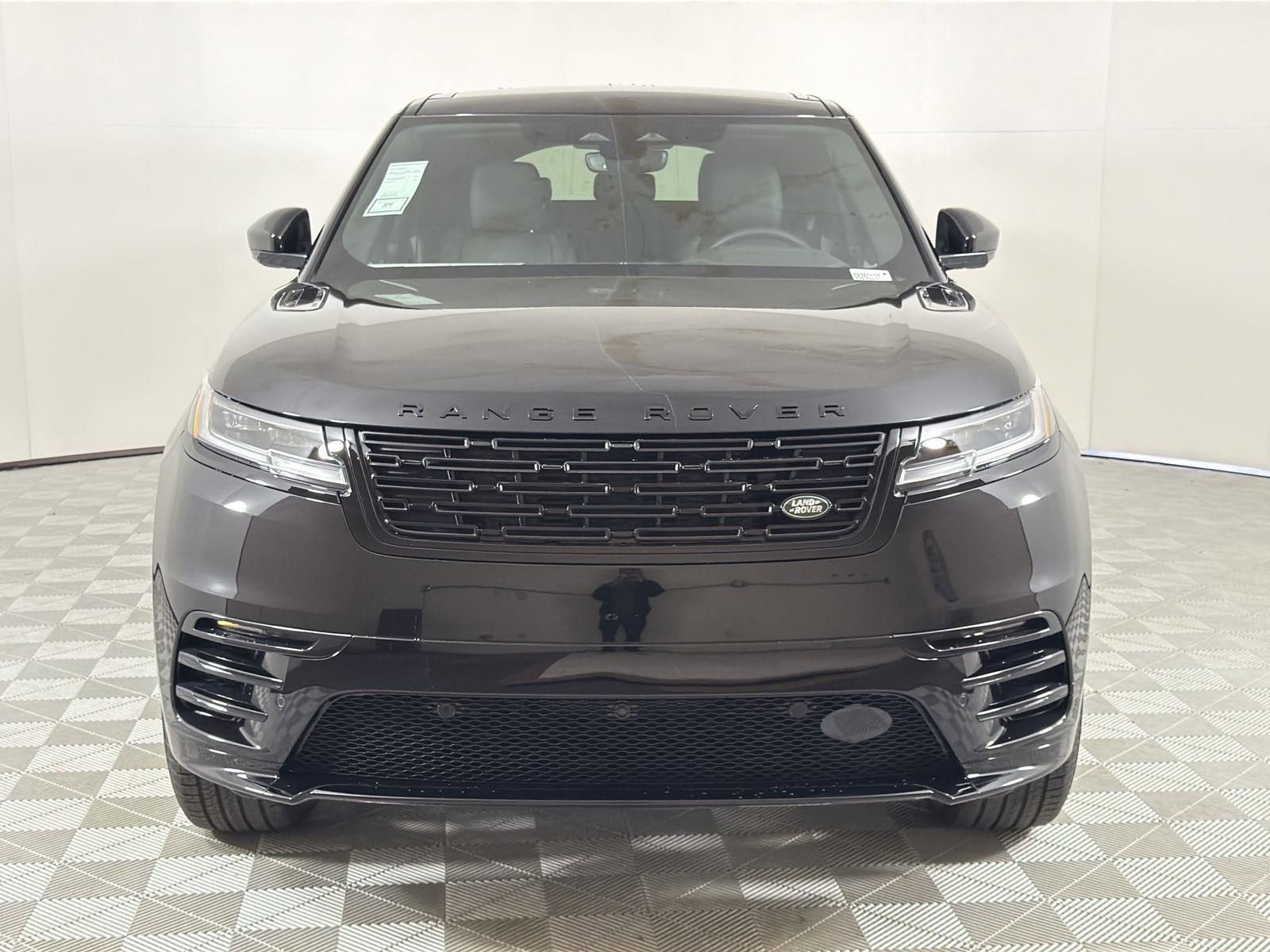 New 2026 Land Rover Range Rover Velar Dynamic SE image 8