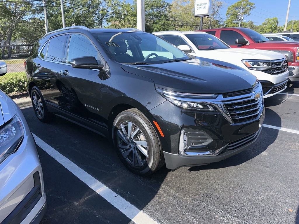 Used 2024 Chevrolet Equinox Premier w/ LPO, Cargo Package image 1