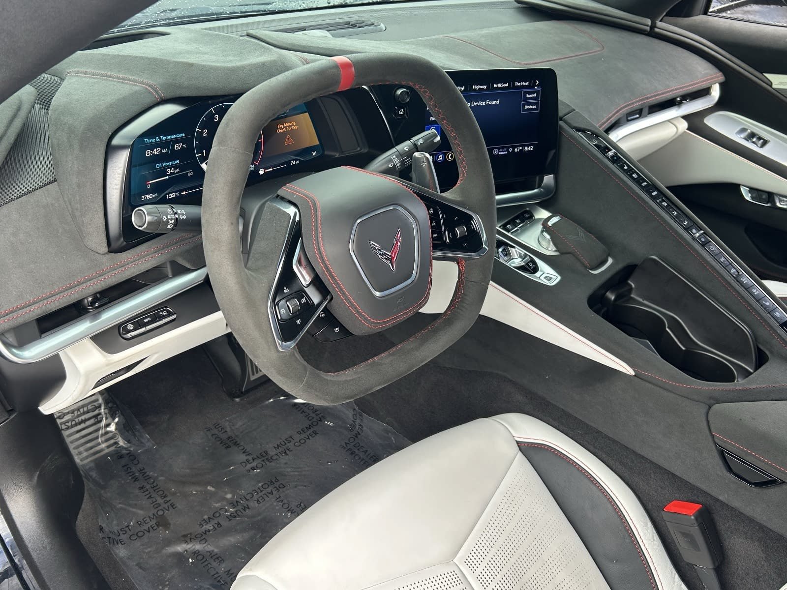 Used 2023 Chevrolet Corvette Stingray Premium Cpe w/ Z51 Performance Package RWD image 25