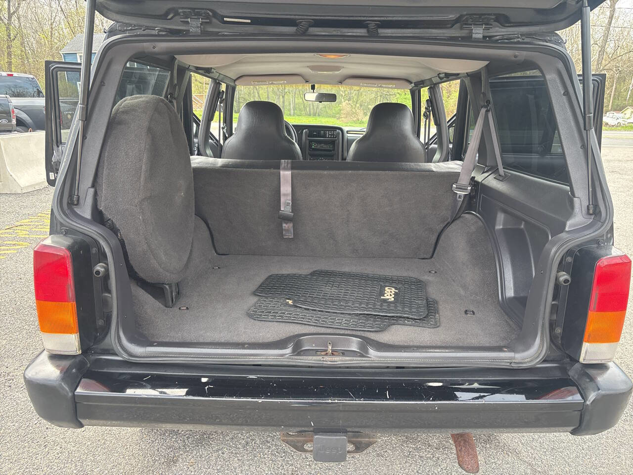 Used 2000 Jeep Cherokee Sport image 25