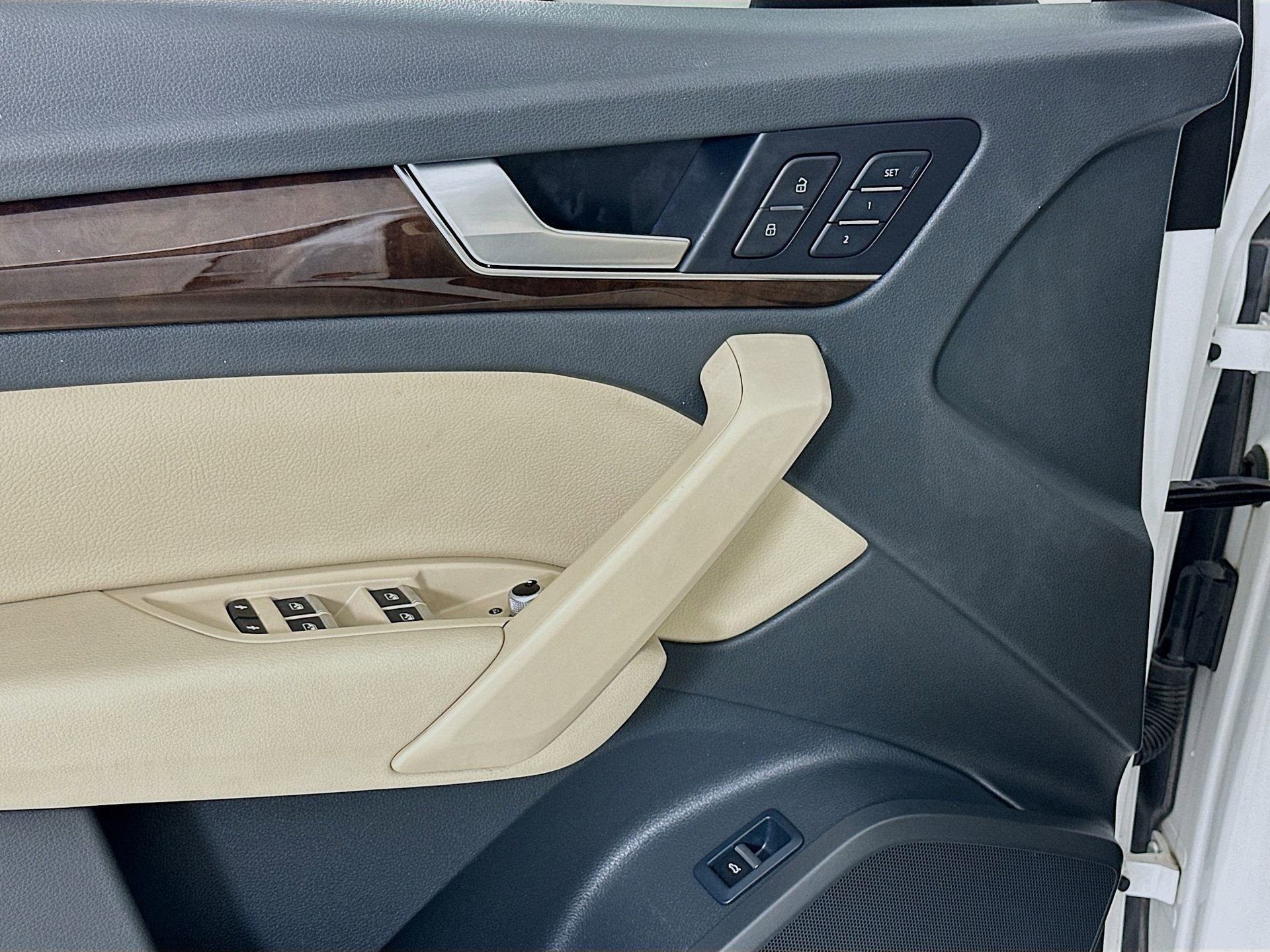 Used 2019 Audi Q5 2.0T Premium image 18