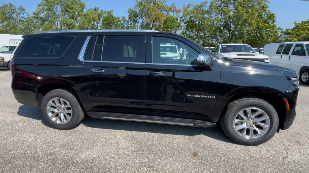New 2026 Chevrolet Suburban Premier w/ Sun And Tow Package AWD/4WD image 3
