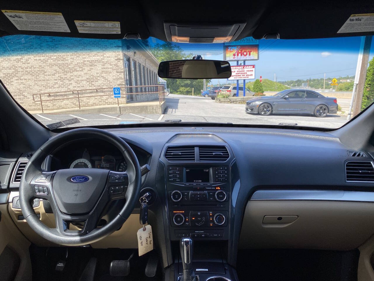 Used 2017 Ford Explorer 4WD image 25