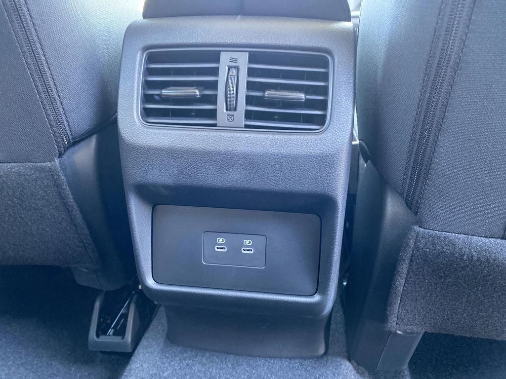 New 2026 Nissan Rogue SV image 33