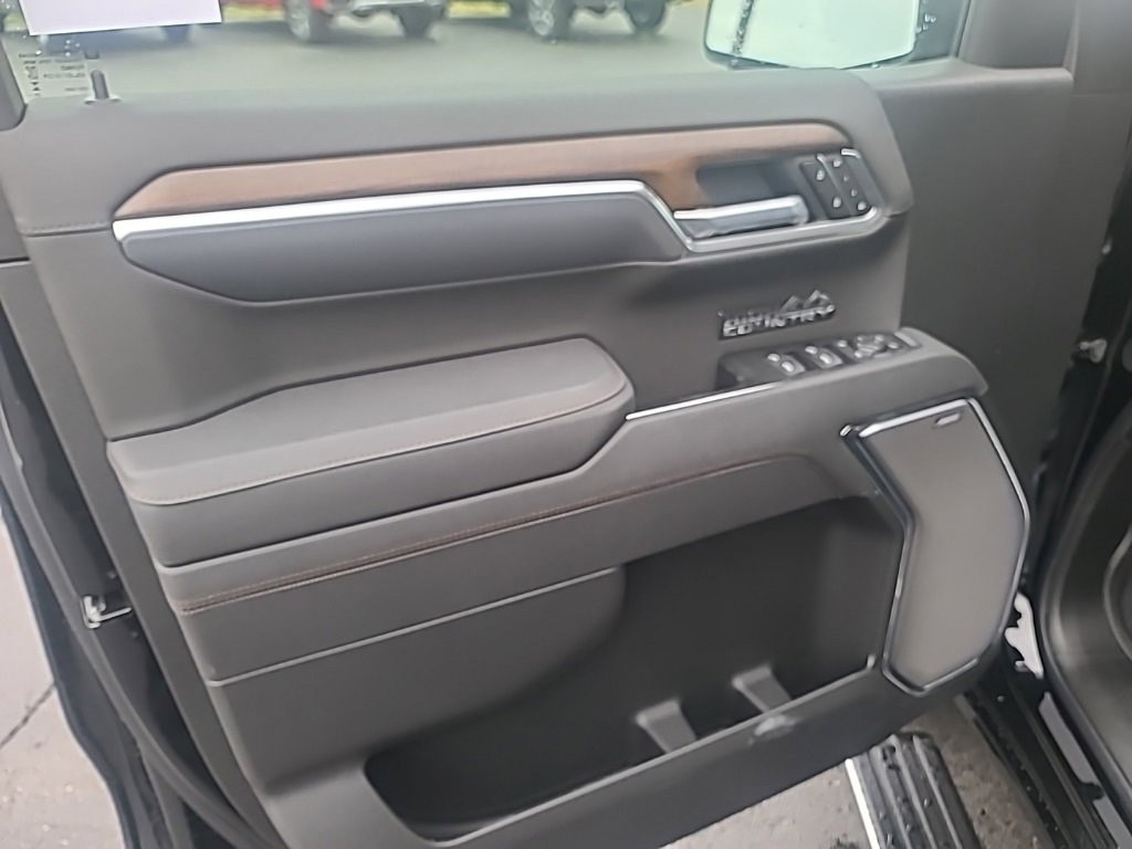 New 2026 Chevrolet Silverado 1500 High Country image 10