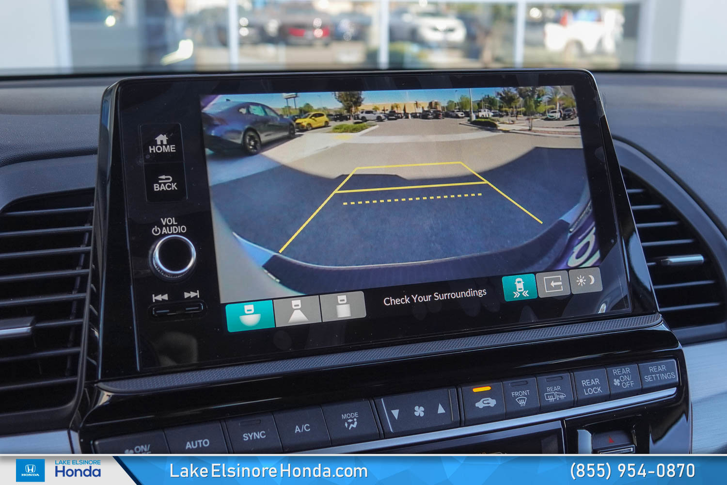 New 2026 Honda Odyssey Touring image 24