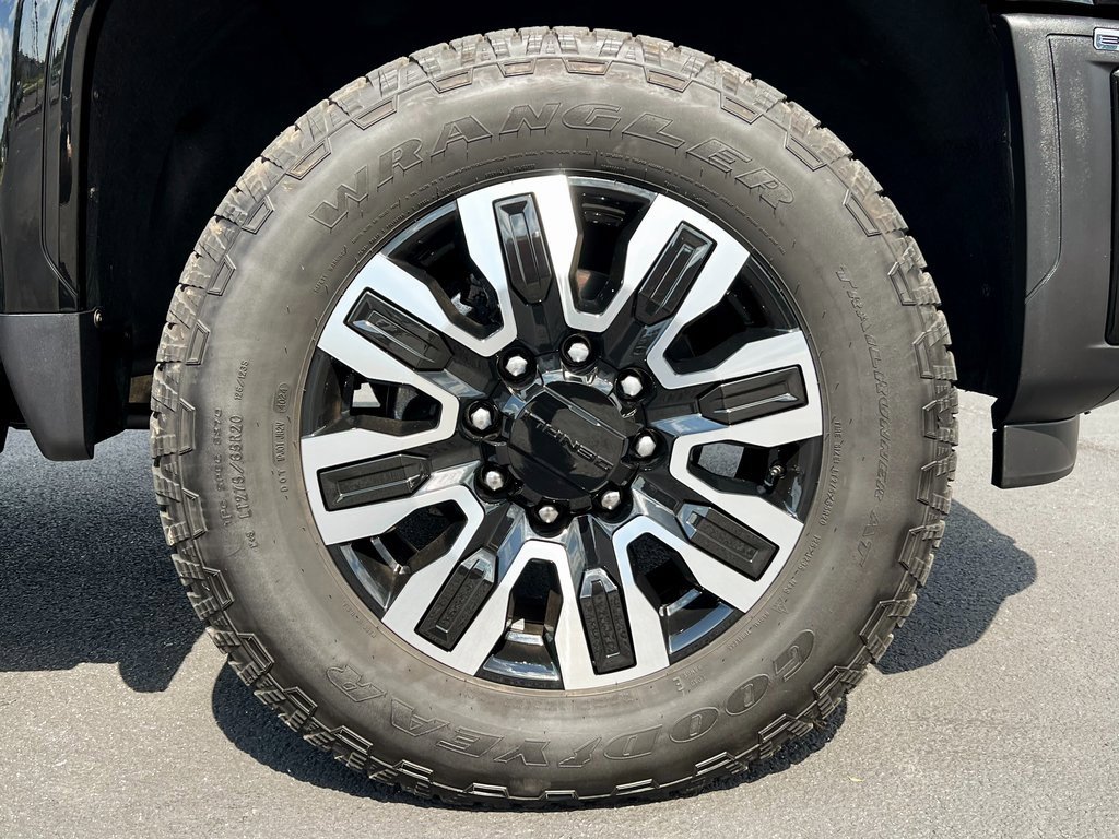 Used 2025 GMC Sierra 3500 Denali Ultimate image 19