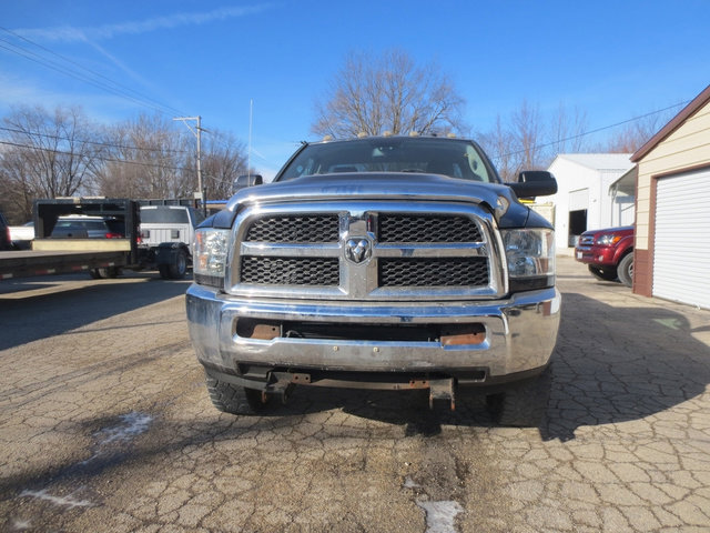Used 2015 RAM 3500 Tradesman w/ Chrome Appearance Group image 2