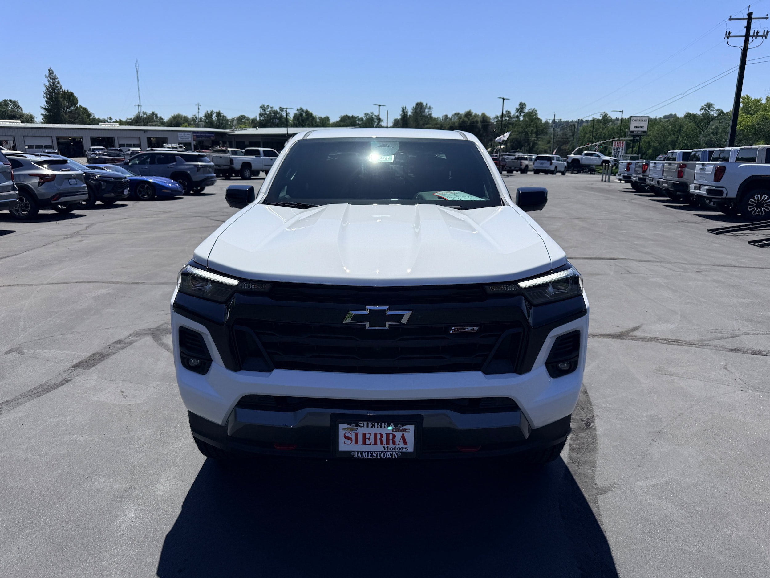 New 2026 Chevrolet Colorado Z71 w/ Technology Package AWD/4WD image 2