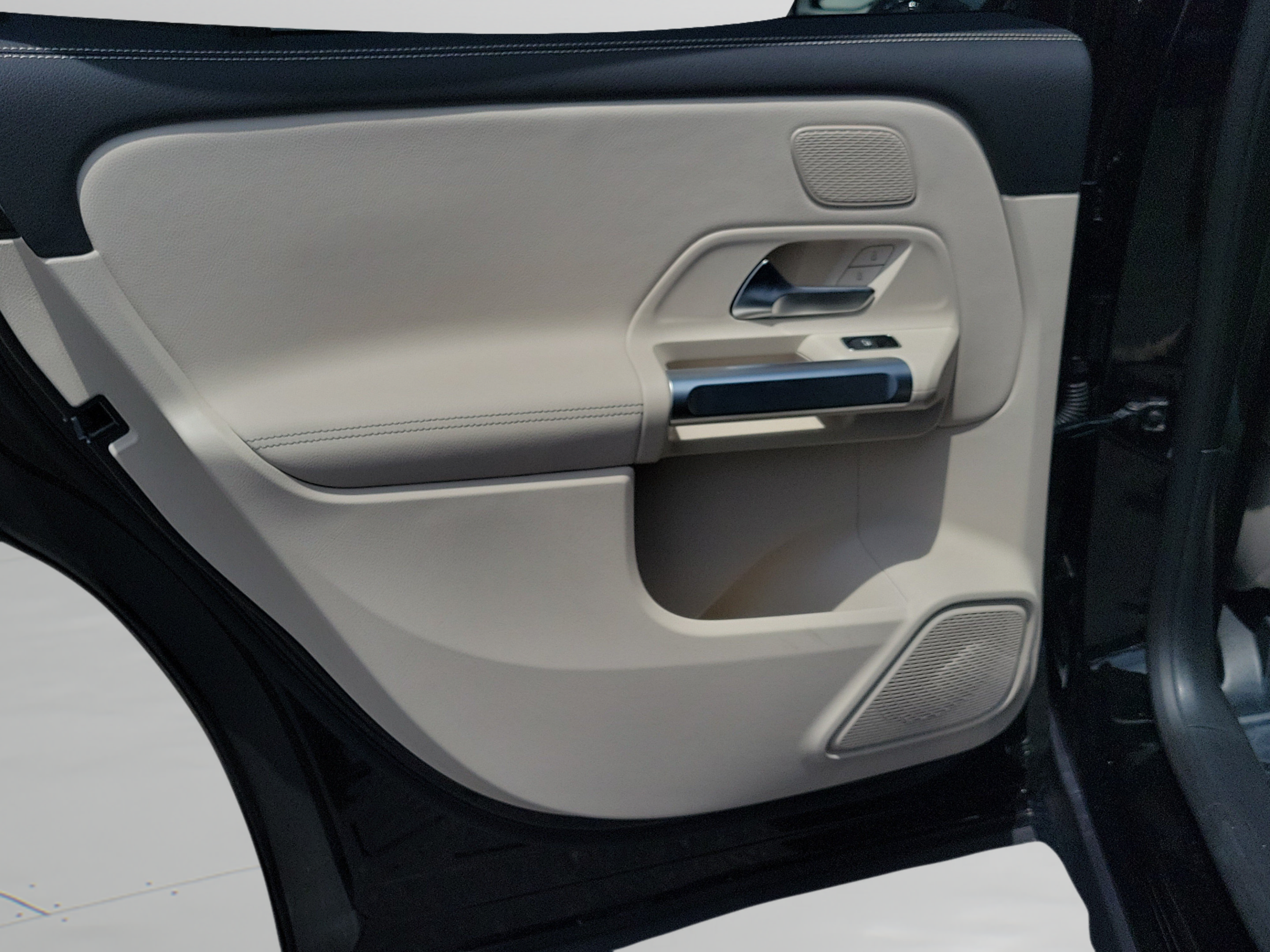 Certified 2026 Mercedes-Benz GLB 250 image 26