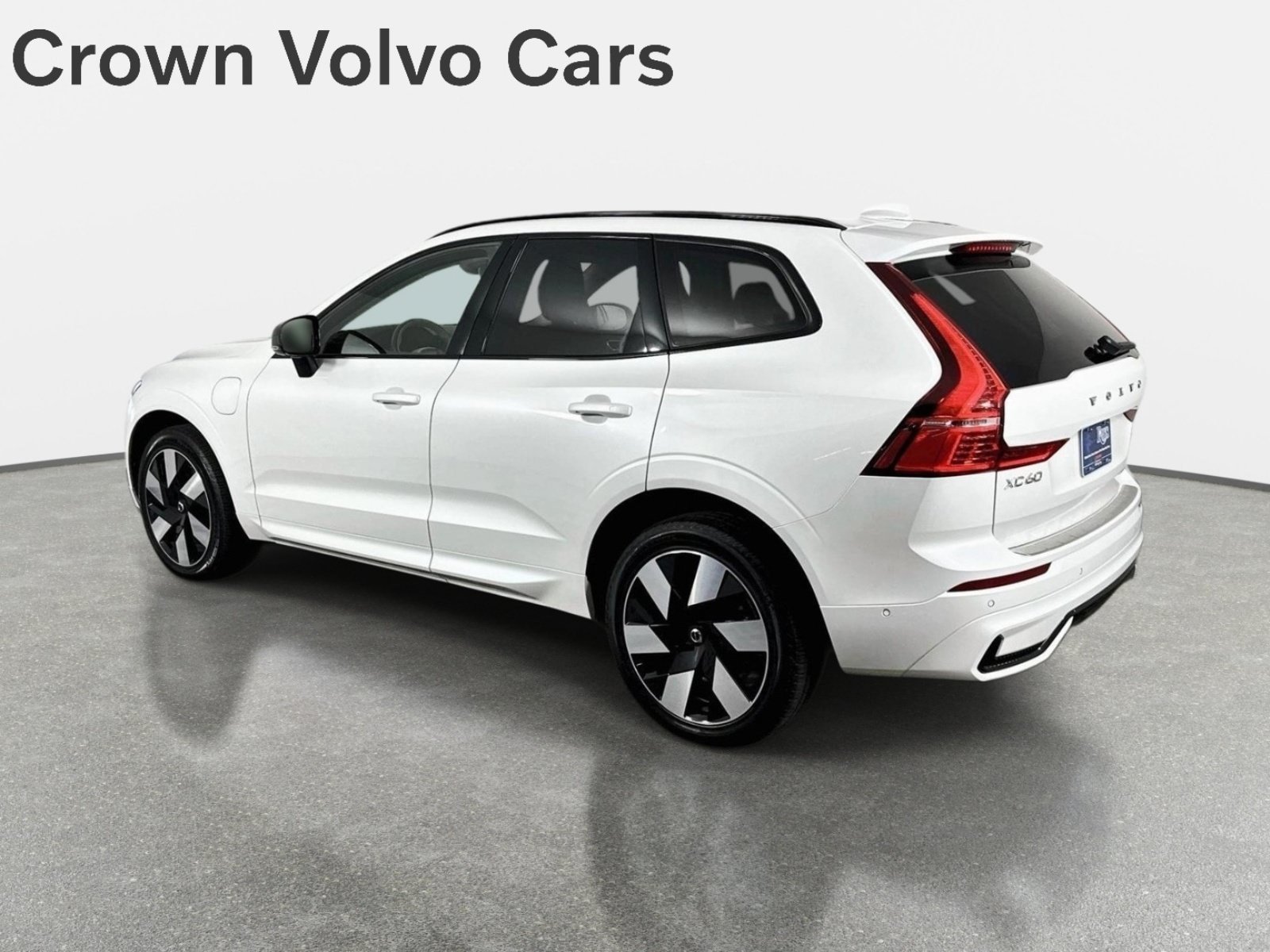 Used 2024 Volvo XC60 T8 Ultimate w/ Protection Package Premier AWD/4WD image 7