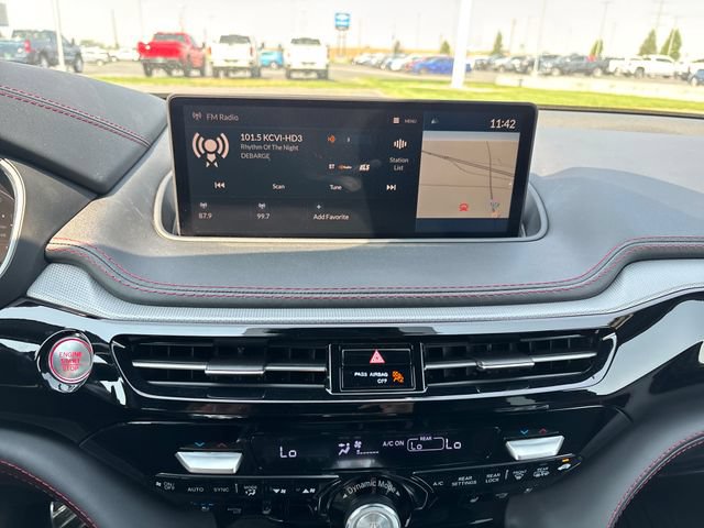 Used 2023 Acura MDX A-Spec AWD/4WD image 19