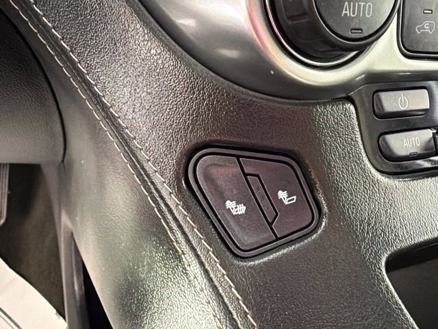 Used 2018 Chevrolet Suburban LT AWD/4WD image 8