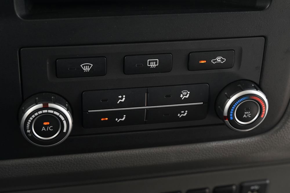 Used 2020 Nissan NV 3500 SL w/ Navigation Package RWD image 29