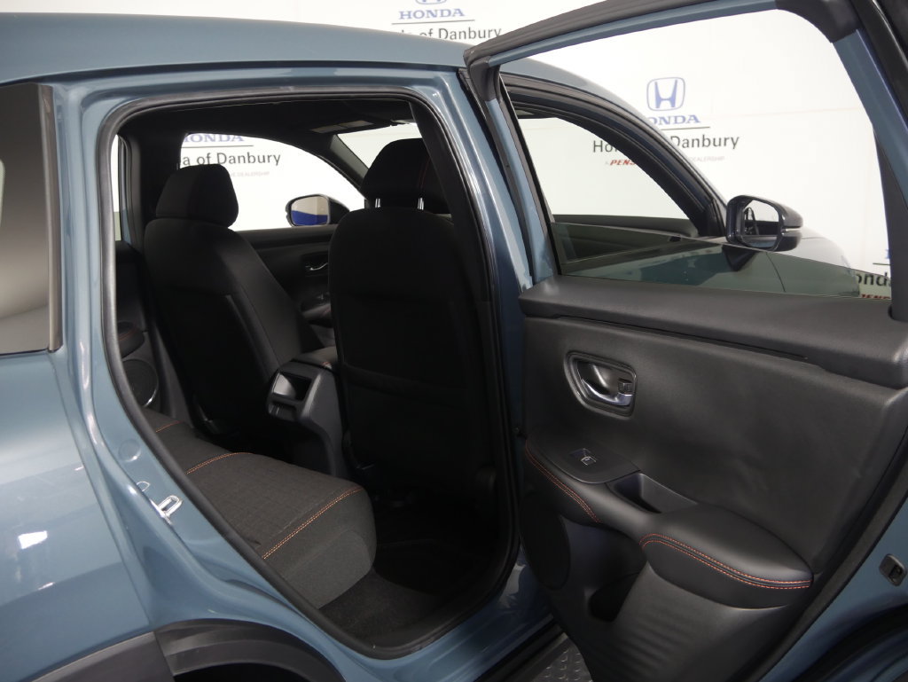 Used 2025 Honda HR-V Sport image 8
