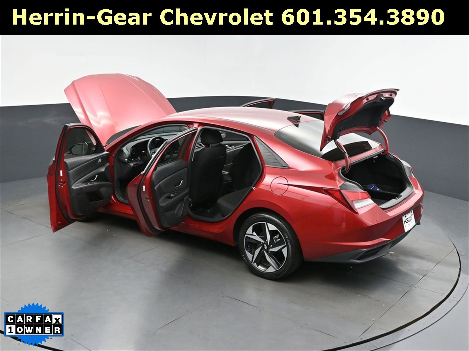 Used 2023 Hyundai Elantra SEL w/ Convenience Package image 2