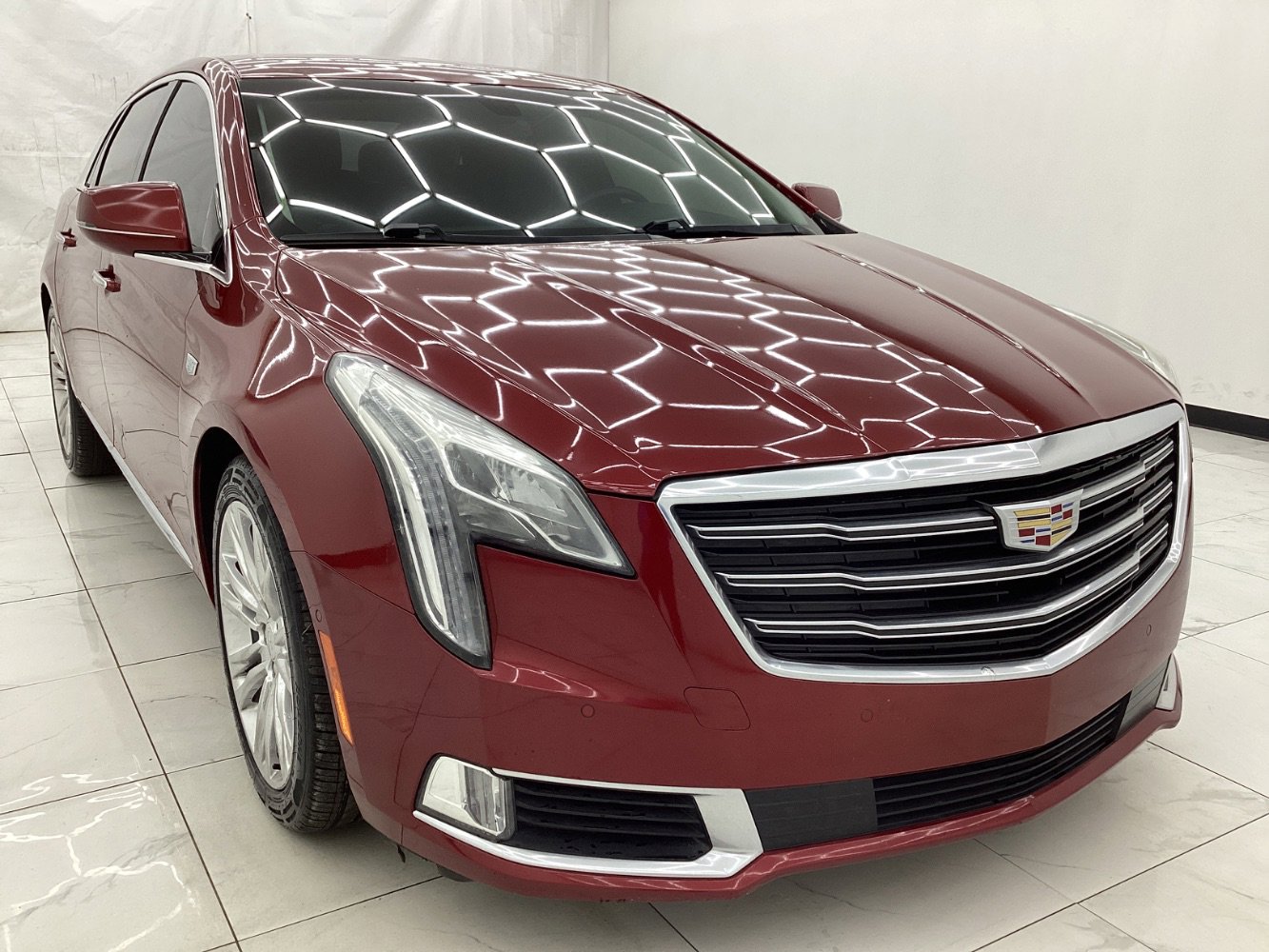 Used 2019 Cadillac XTS Luxury image 3