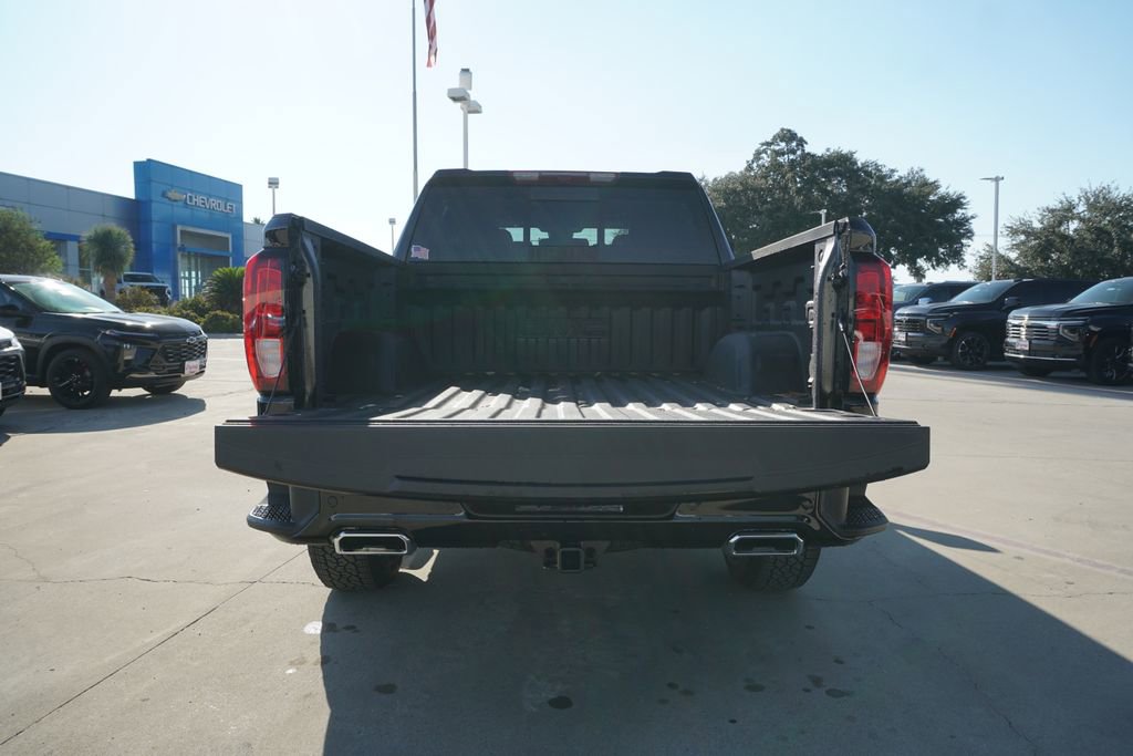 New 2026 GMC Sierra 1500 Elevation w/ Elevation Premium Package image 9