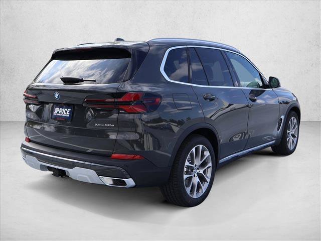 Used 2026 BMW X5 xDrive50e AWD/4WD image 2