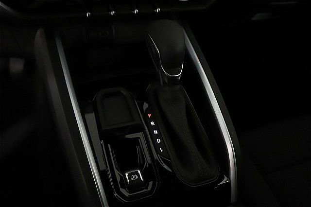 New 2025 Chevrolet Colorado LT image 17