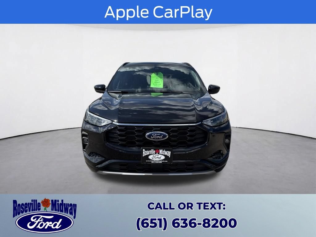 Used 2024 Ford Escape ST-Line Select w/ Tech Pack #2 AWD/4WD image 2