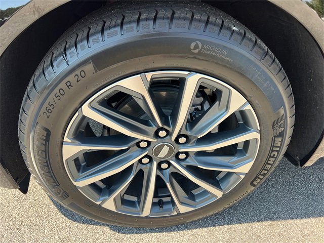 Used 2025 Cadillac Lyriq Sport image 11