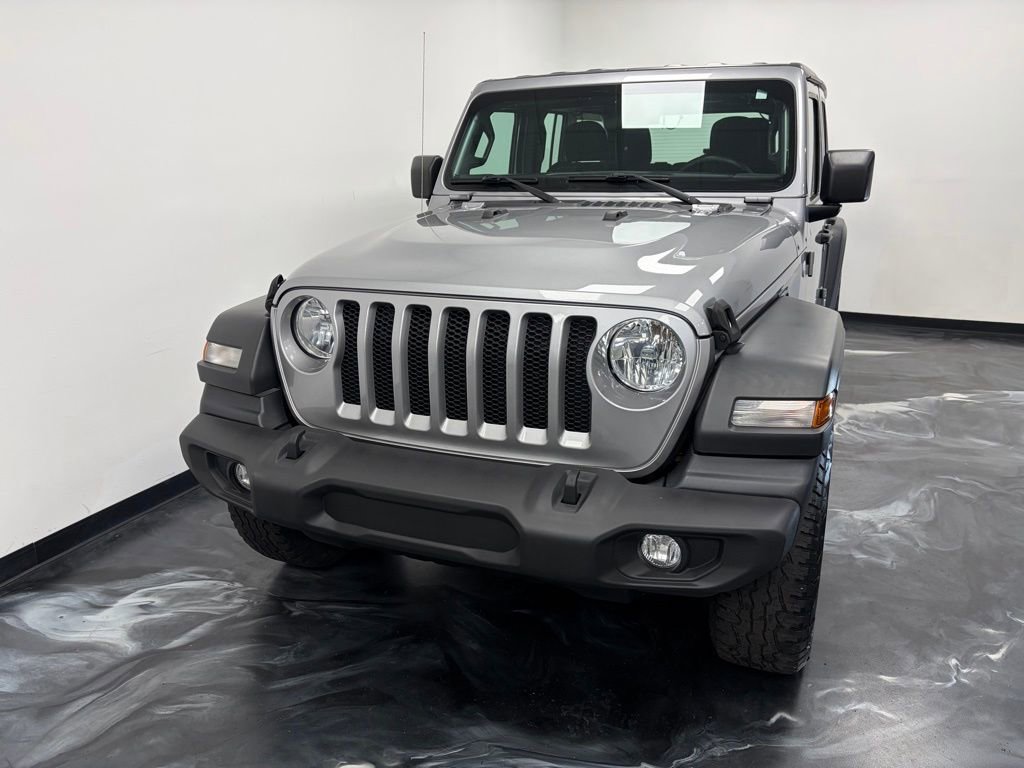 Used 2020 Jeep Wrangler Unlimited Sport AWD/4WD image 3