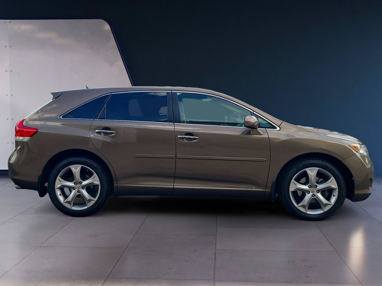 Used 2009 Toyota Venza w/ Comfort Pkg FWD image 6