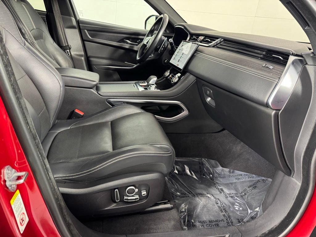 Used 2021 Jaguar F-PACE R-Dynamic S AWD/4WD image 32
