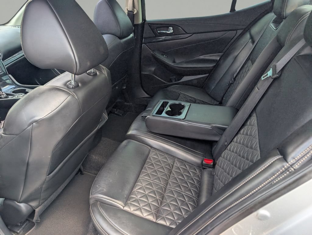 Certified 2019 Nissan Maxima Platinum FWD image 14