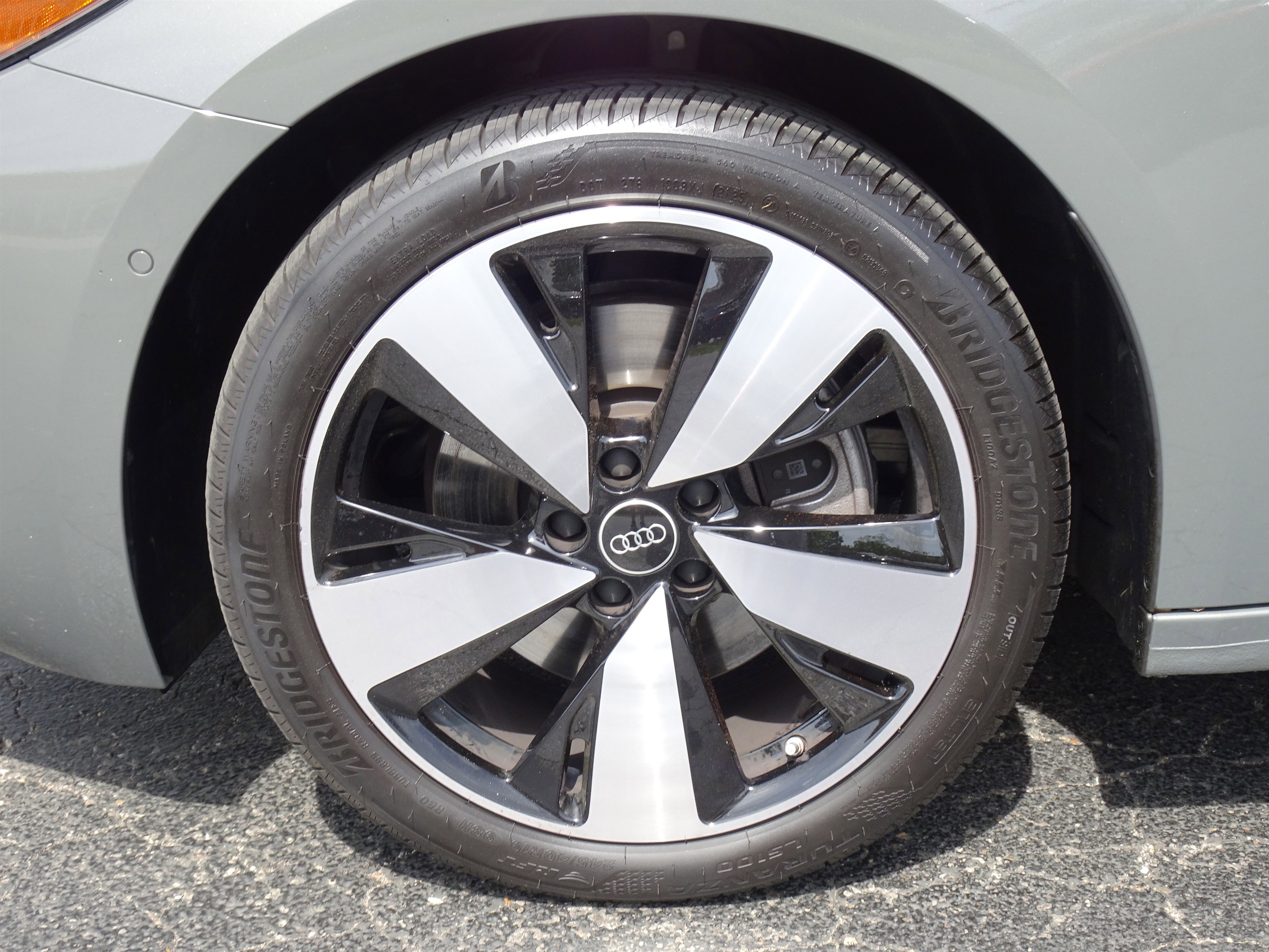 Certified 2025 Audi A5 2.0T Premium w/ Convenience Package image 17