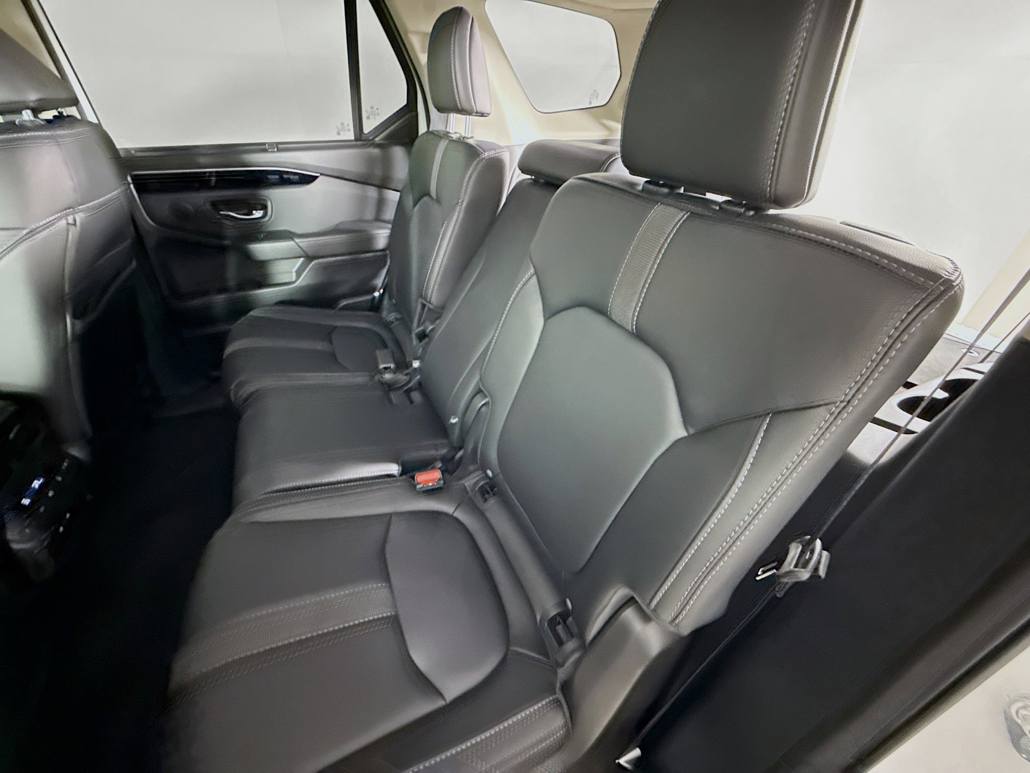 Certified 2025 Honda Pilot Touring image 30