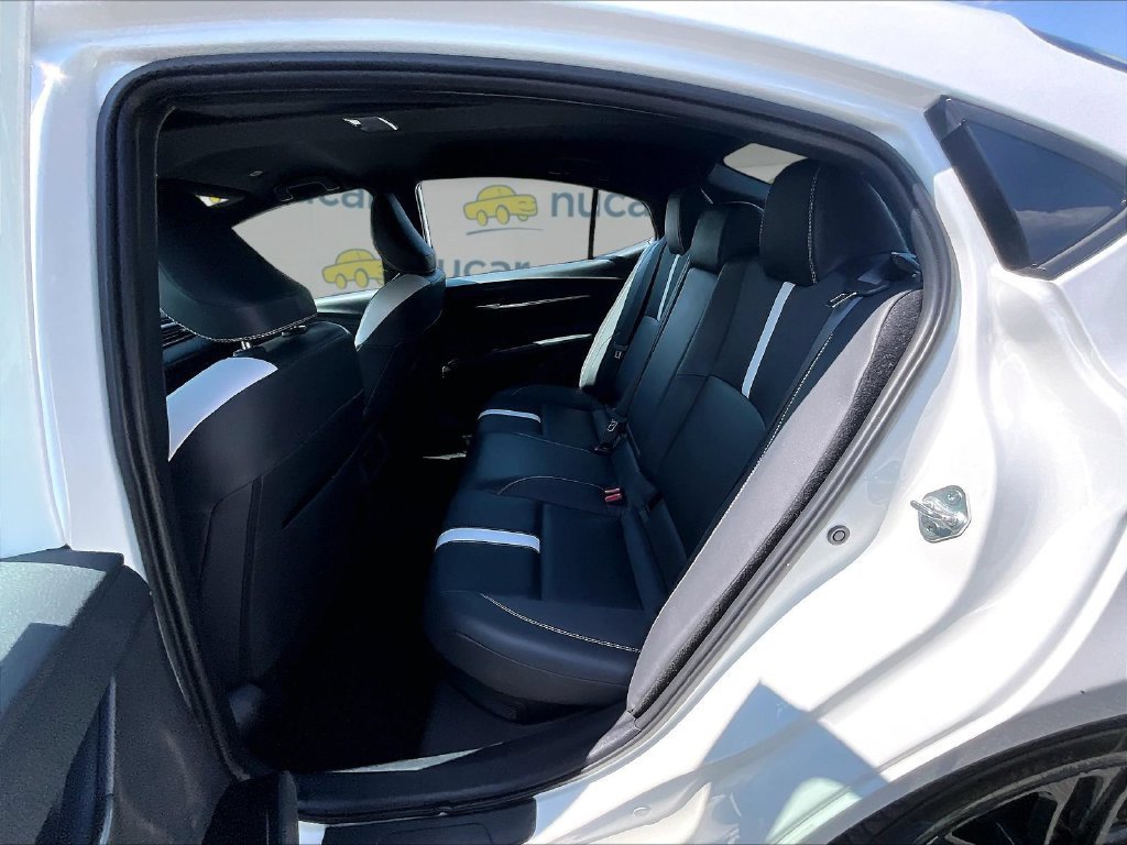 Used 2025 Toyota Camry SE FWD image 15